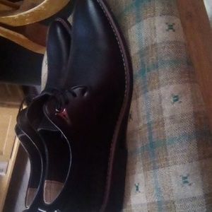 Mens shoes